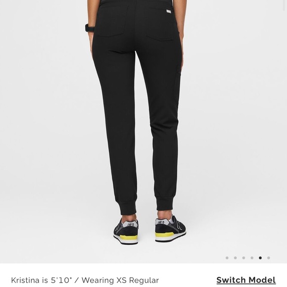 Figs Zamora Jogger Scrub Pants - Picture 3 of 3